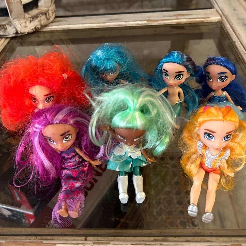 Lot of 7 HAIRDORABLE DOLLS baby doll rainbow pink